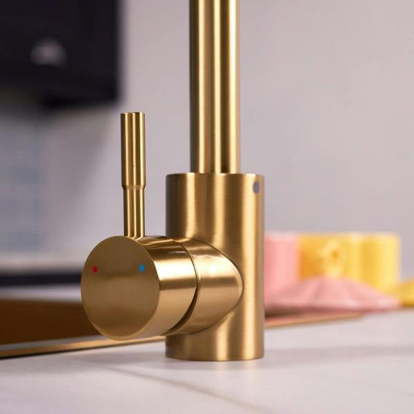 Flode Lillehammer | Single Lever Kitchen Sink Mixer Tap with Swivel Spout | Brushed Brass Finish