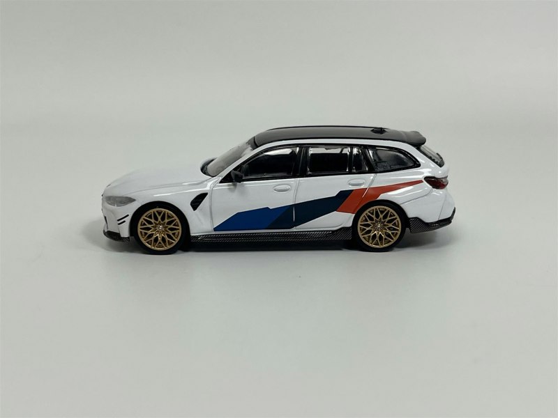 Mini GT BMW M3 M Performance Touring Alpine White LHD 1:64 Mini GT MGT00776L