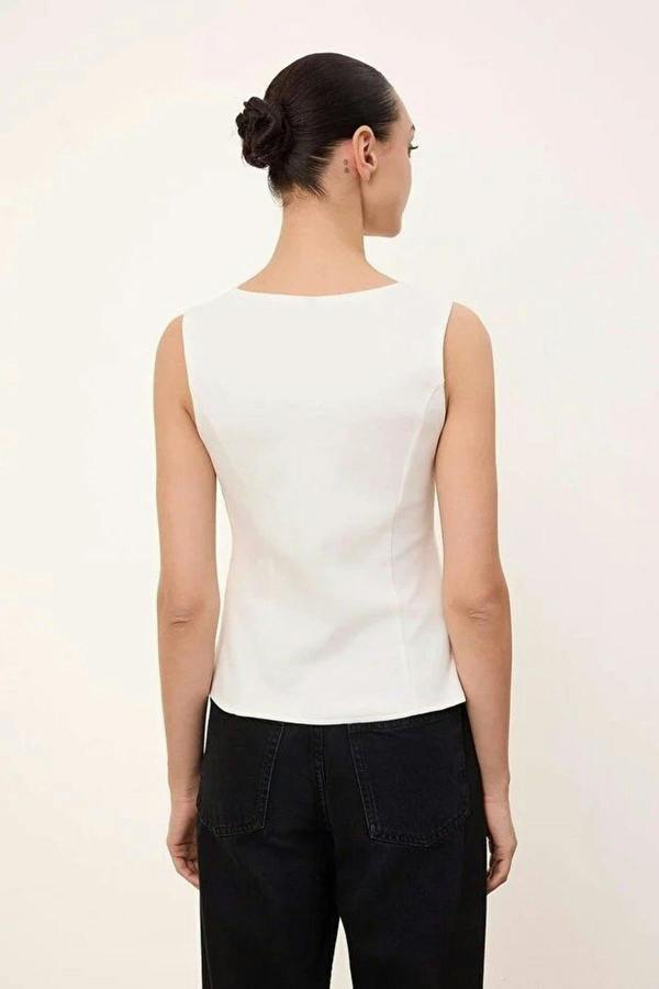 WOVCOR Fitted Zip-Up Sleeveless Knitted Blouse