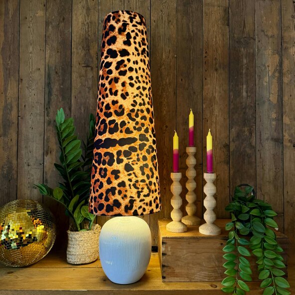 Love Frankie Ridged Table Lamp in Bone