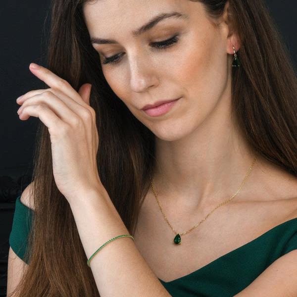 namana Gold Plated Green Pear Pendant Necklace for Women.
