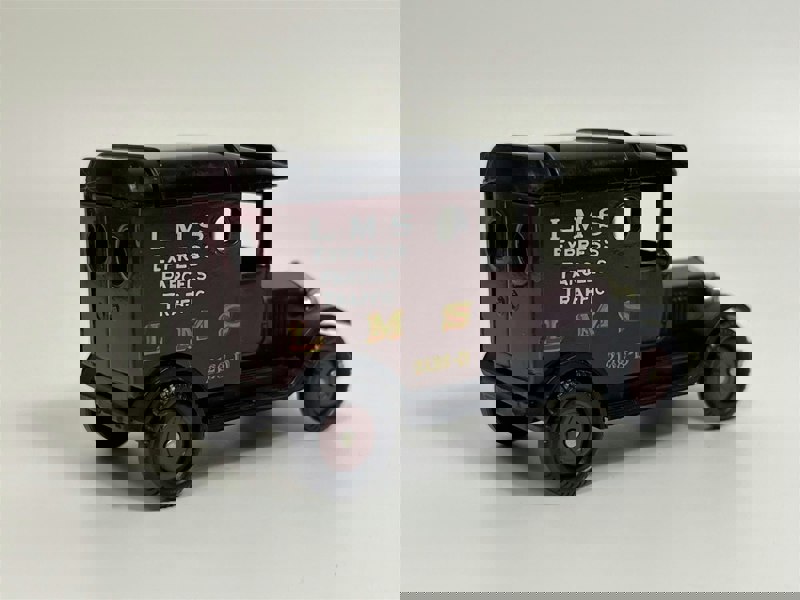 Corgi Ford Model T Van LMS Express Parcels The Village Collection Cameo From Corgi CAM6D S4