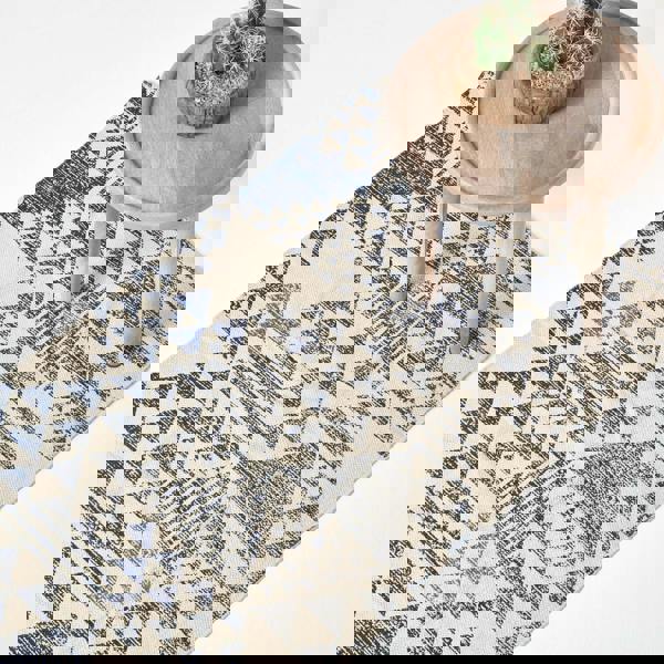 HOMESCAPES Delphi Geometric Style 100% Cotton Printed Rug