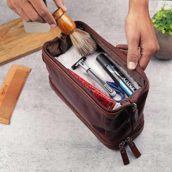 PRIMEHIDE Men’s Leather Wash Bag