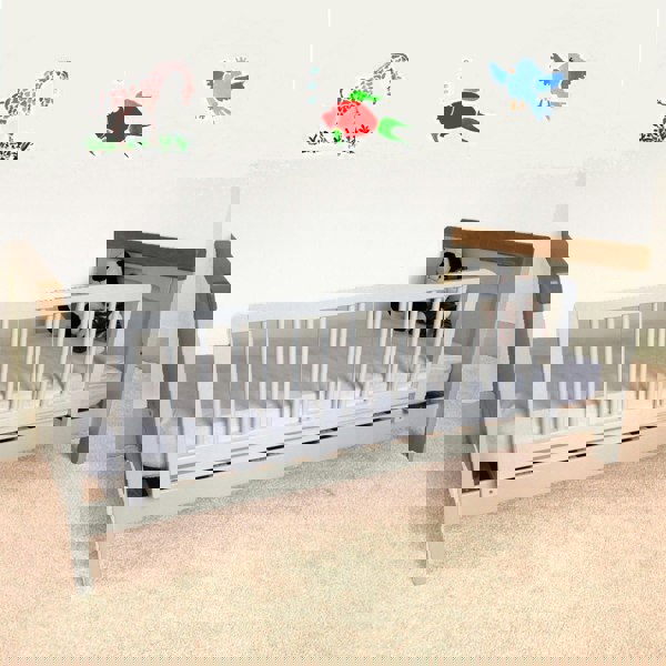 Safetots Wooden Bed Guard, White, 38cm High x 110cm Wide, Toddler Bedrail for Safety, Secure Child Bed Rail