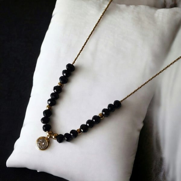 The Colourful Aura Black Crystal Round Zircon Charm Minimalistic Mangalsutra Necklace