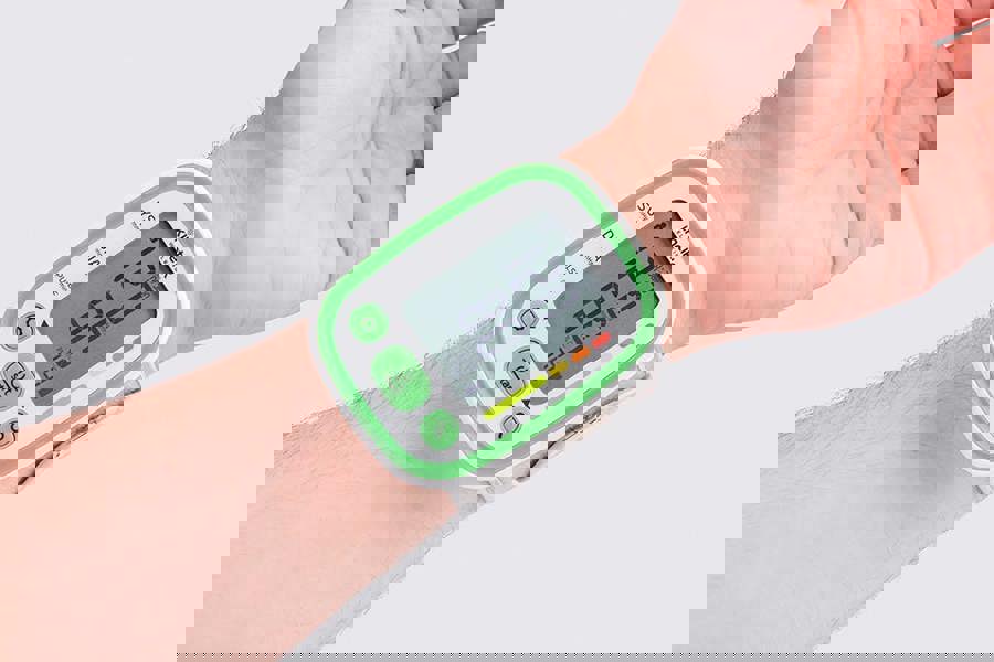 Kinetik Wrist BP Monitor