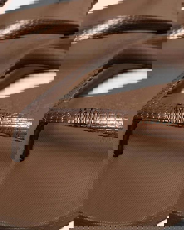 Fitflop Iqushion Womens Ergonomic Flip-Flops - Bronze 012 - CHO - Designer Womens Sandals