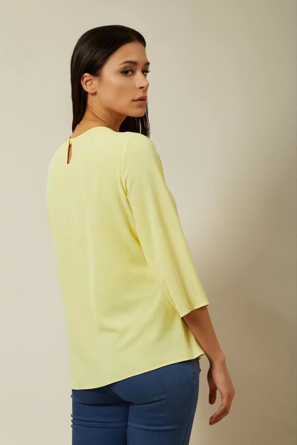Hoxton Gal 3/4 Sleeve Relaxed Layered Top With Necklace