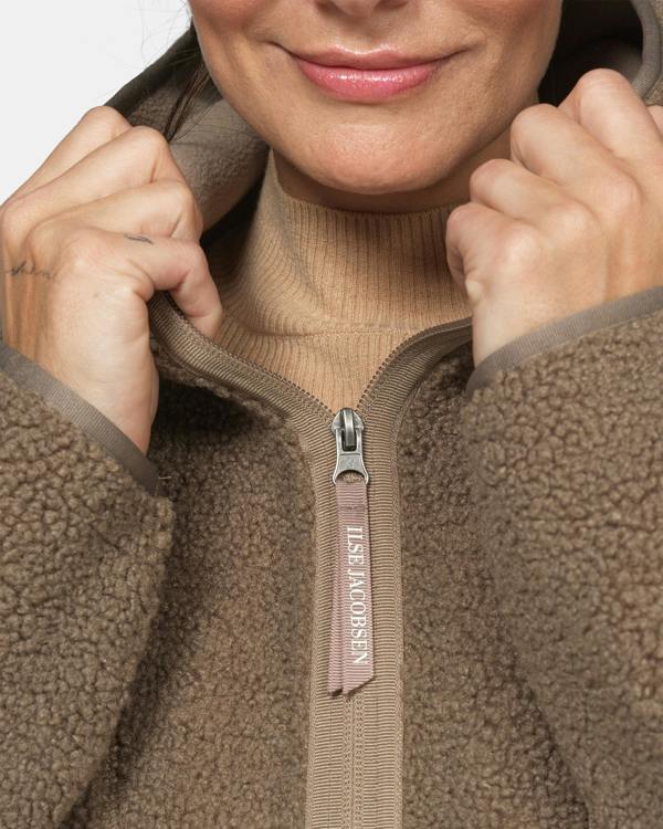 Ilse Jacobsen Bonded Pile Womens Hooded Jacket - Greige 105