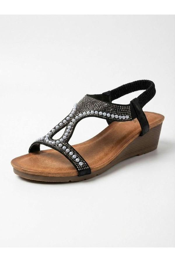 Violet Beaded Lattice Wedge Sandals - Black