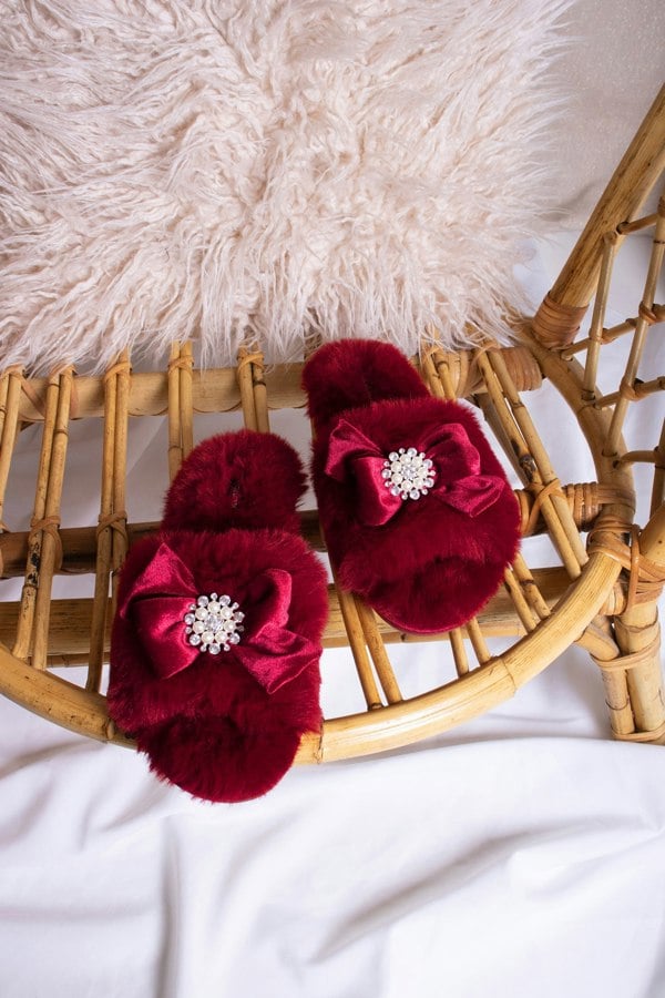 Anya women's slider slippers in red using the softest faux furs and topped with a premium grosgrain bow finished with a jewel pearl embellishment from Pretty You London