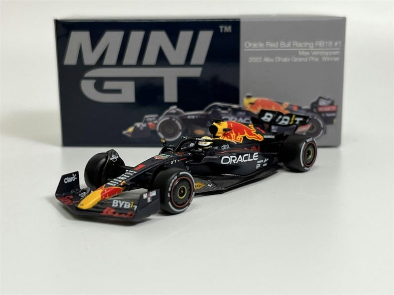 Mini GT Max Verstappen Red Bull RB18 #1 2022 Abu Dhabi GP Winner 1:64 Mini GT MGT00520L