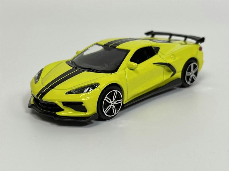 Burago 2020 Chevrolet Corvette Stingray Coupe Yellow Black Stripes 1:43 Scale - 183000