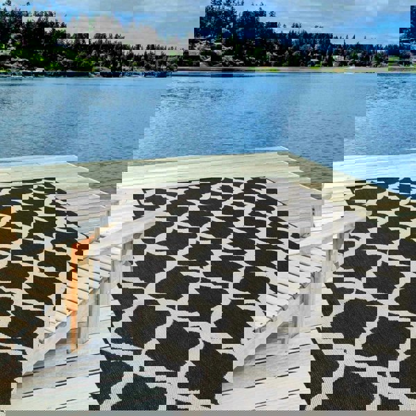 Black Trellis Design Outdoor Rug for Garden & Patio