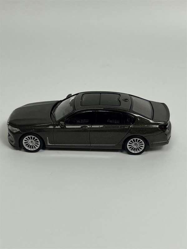 Mini GT BMW Alpina B7 xDrive Dravit Grey Metallic RHD 1:64 Scale Mini GT MGT00619R