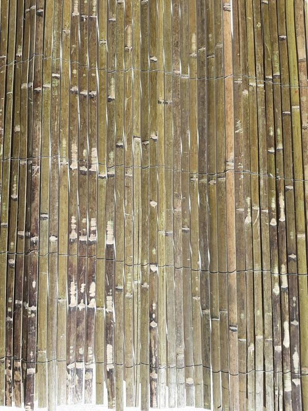 The Garden Marketplace Split Bamboo Fencing Roll 1.8m Tall x 3.8m Long, Natural Garden Screening Panel on Galvanised Wire