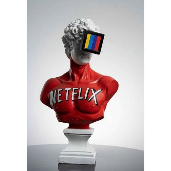 Artchi Binge Watcher David