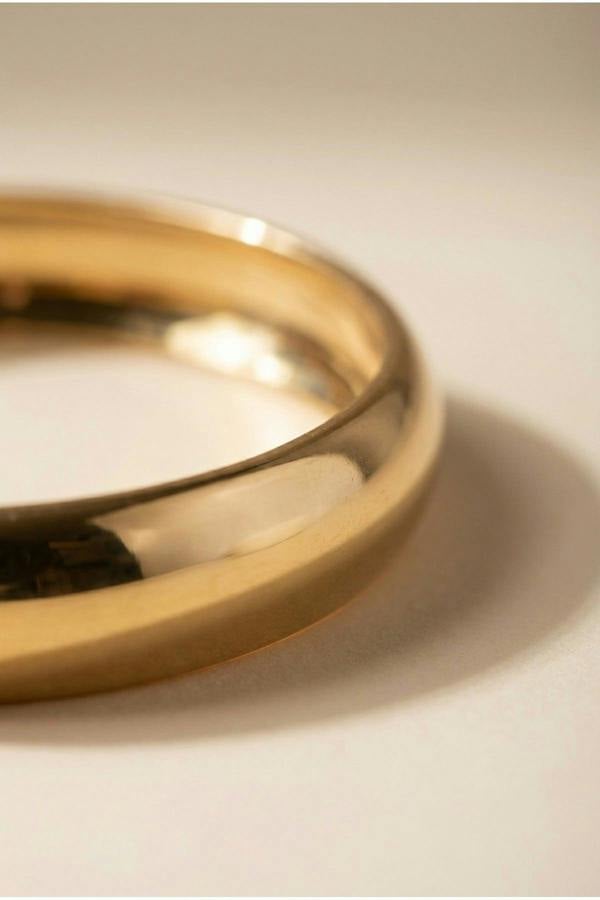 Constance Chunky Polished Bangle - Gold