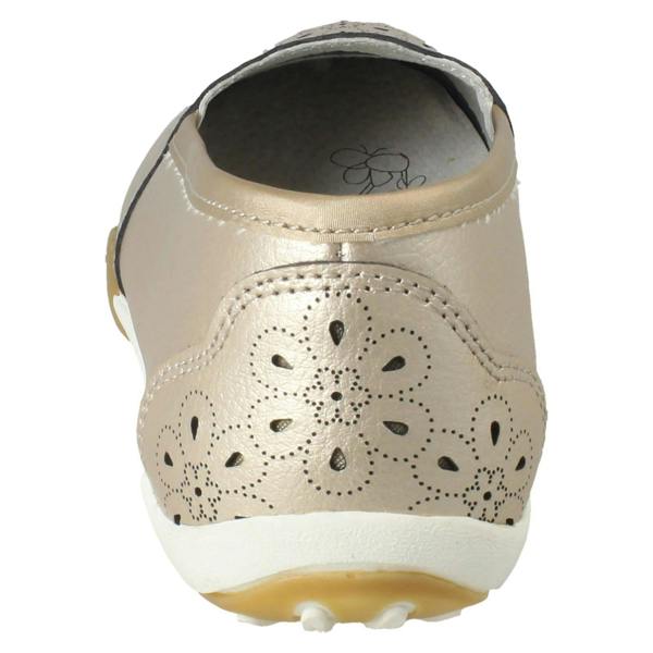 Down to Earth Ladies Down To Earth Flower Punch Details Casual Shoes F80576