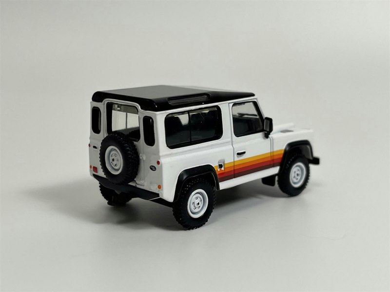 Mini GT Land Rover Defender 90 Wagon White LHD 1:64 Scale Mini GT MGT00378L