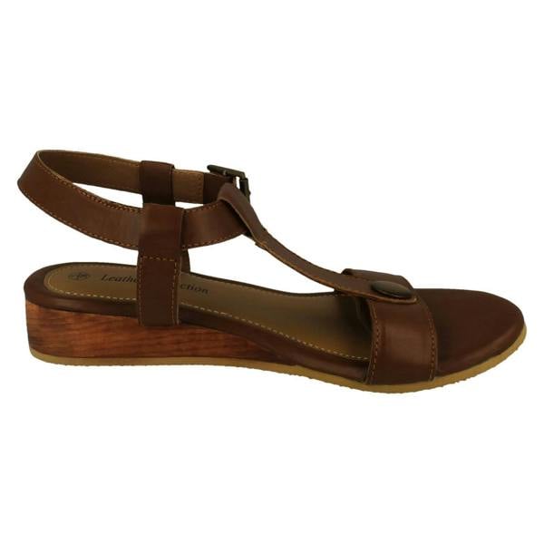Leather Collection Ladies Leather Collection T-Bar Sandals F00452