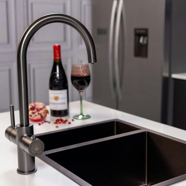 Flode svan | 3 in 1 Instant Boiling Tap | Gun Metal Finish