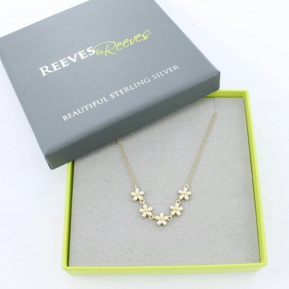 Reeves & Reeves Daisy Chain Necklace