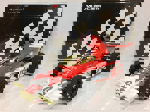 minichamps 530761832 mclaren ford m23 j.mass s african gp 1976 1:18 scale