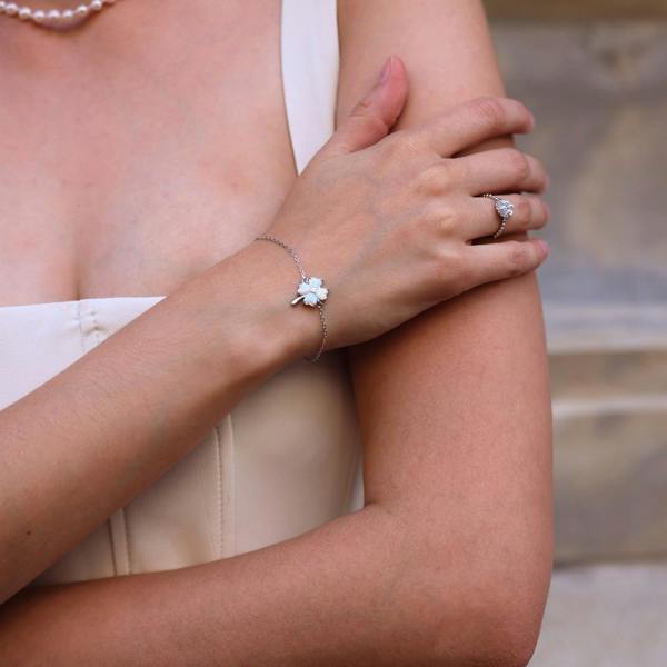 Spero London Scallop Shell Pearl Sterling Silver Ring