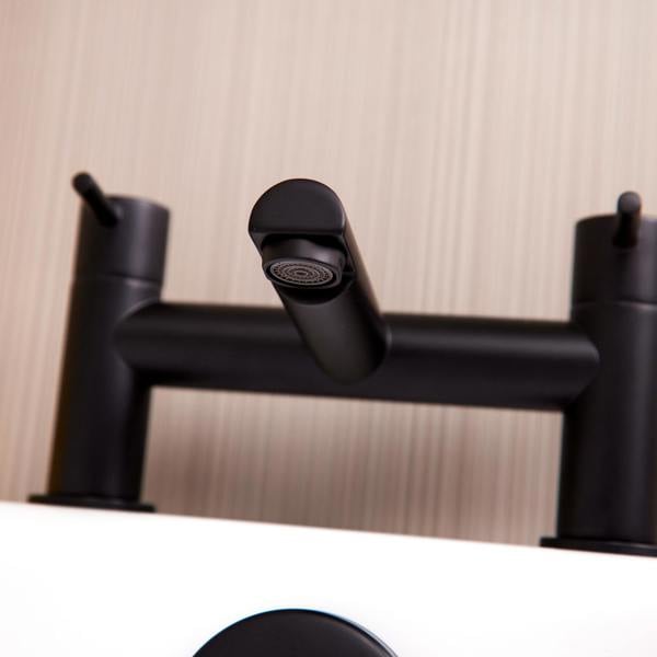 Flode Runn | Bath Filler | Matt Black