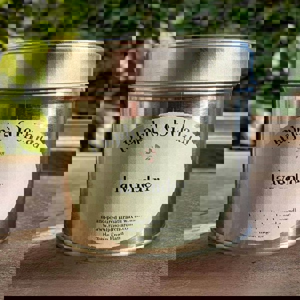 lavender essential oil scented candle