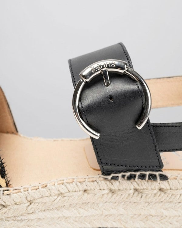 Kanna Pony Womens Flatform Sandals