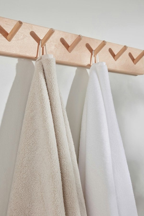 Pretty You London Bamboo Hand Towel