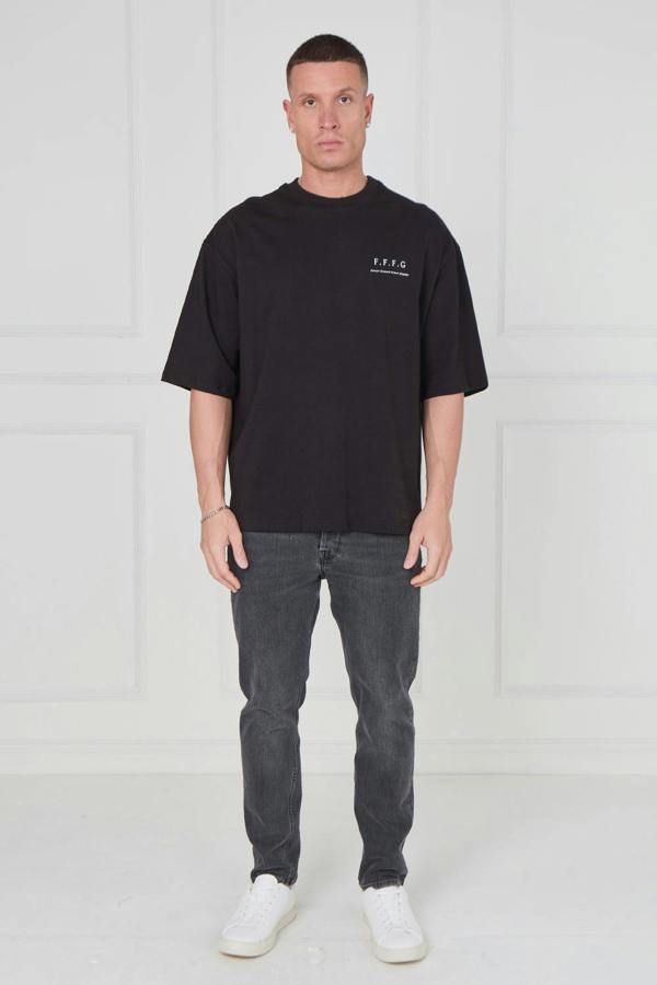 Men’s Oversized Heavyweight T-Shirt – “Forever Forward. Forever Grateful.”
