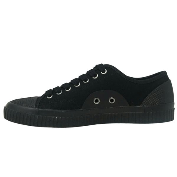 Fred Perry B4365 157 Hughes Low Canvas Trainers - Black