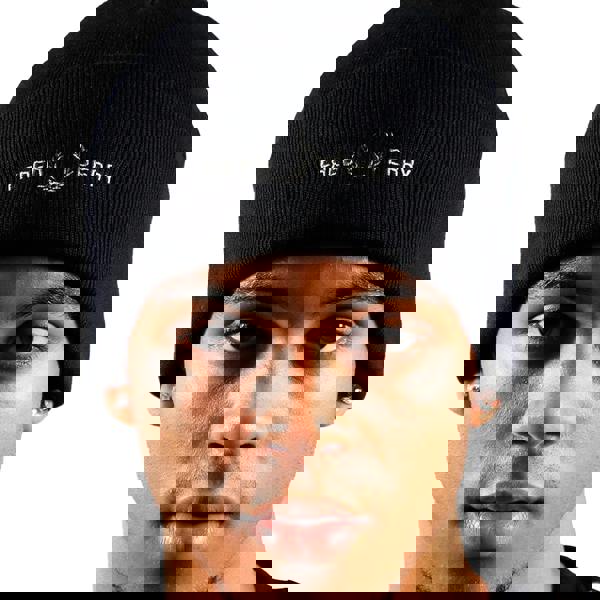 Fred Perry Unisex Adult Graphic Logo Beanie - Dark Green - 