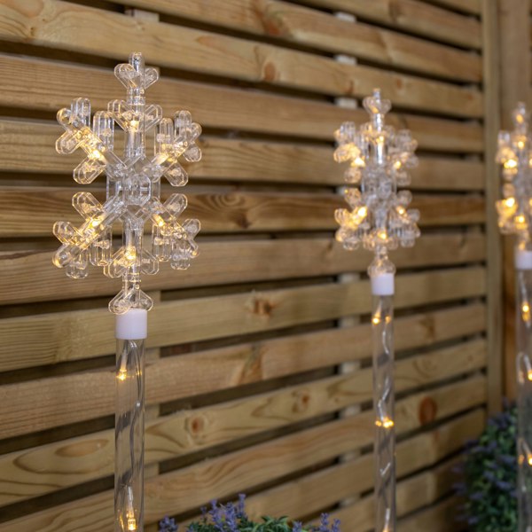 Samuel Alexander 69cm Set of 4 Plastic Crystal Snowflake Pathfinder Christmas Lights with Warm White LEDs