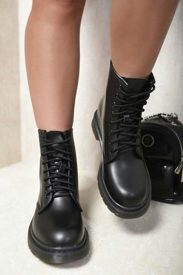 Rylee Lace-up Platform Ankle Boots - Black