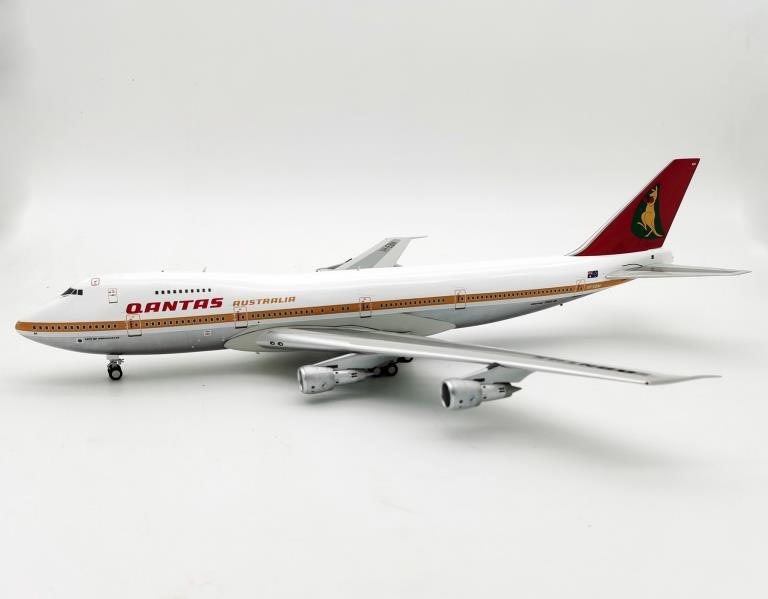 MCSlots Qantas Boeing 747-200 VH-EBM Polished 1:200 Inflight200 IF742QF0721P