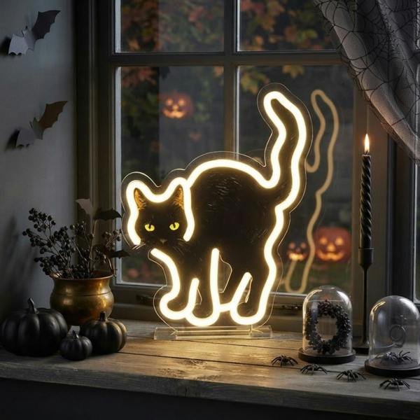Garden Greatness Scaredy Cat Acrylic Neon LED Table Decor