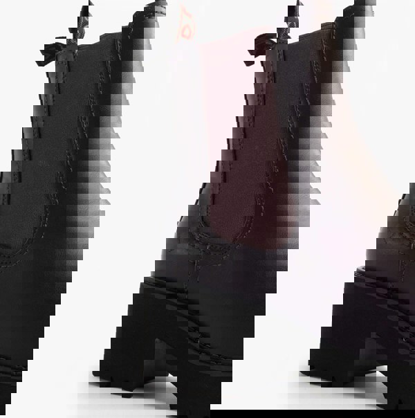 Heavenly Feet HONEYBELLE Womens Chelsea Boots Purple