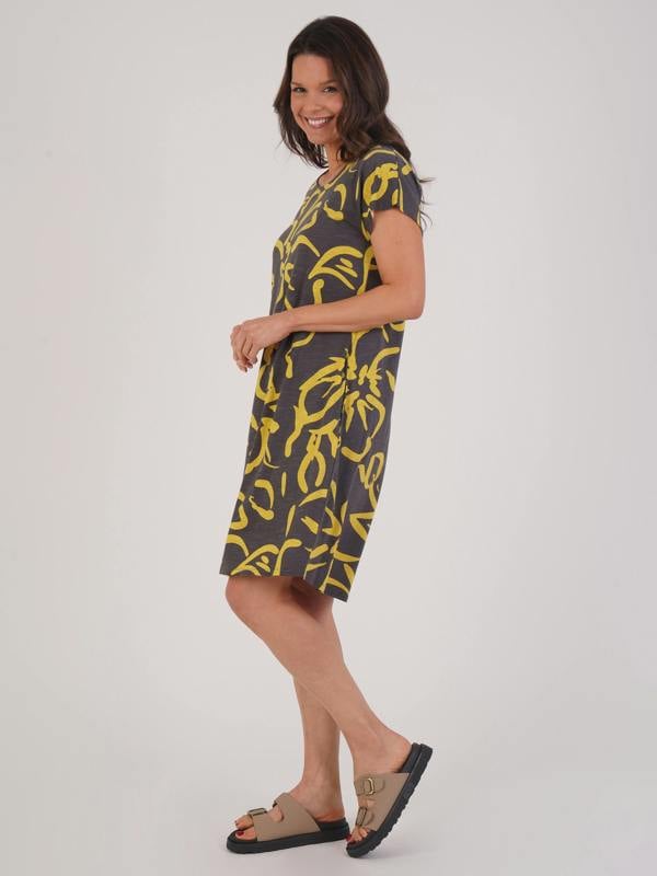 VIZ-A-VIZ Floral Print Dress