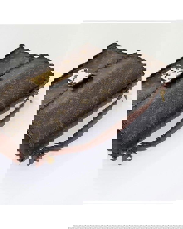 193966469.jpg