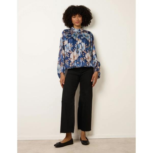 Blue Vanilla Floral Metallic Puffball Top