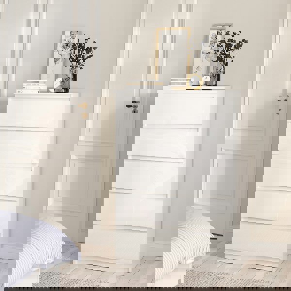 Furniture To Go Naia Chest of 5 Drawers in White High Gloss