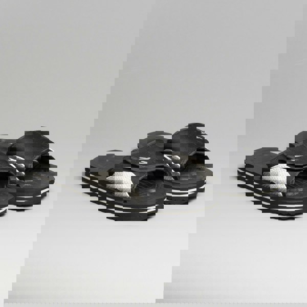 1533900624-21639300.jpg