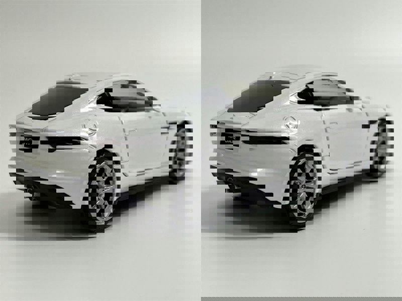 Tayumo Jaguar F Type White LHD 1:36 Scale Pull & Go Tayumo 36100030