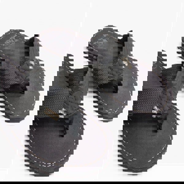 1619186762-35289900.jpg