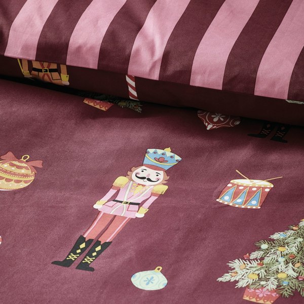 Catherine Lansfield Nutcracker Stripe Reversible Duvet Cover Set Plum